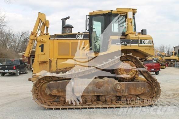 CAT D8R Rupsdozers