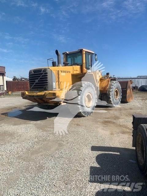 Volvo L220F Wielladers