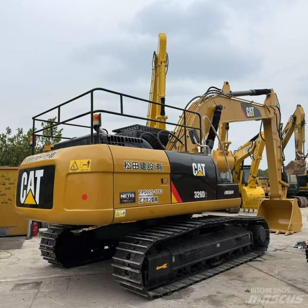 CAT 326D2 Midigraafmachines 7t - 12t
