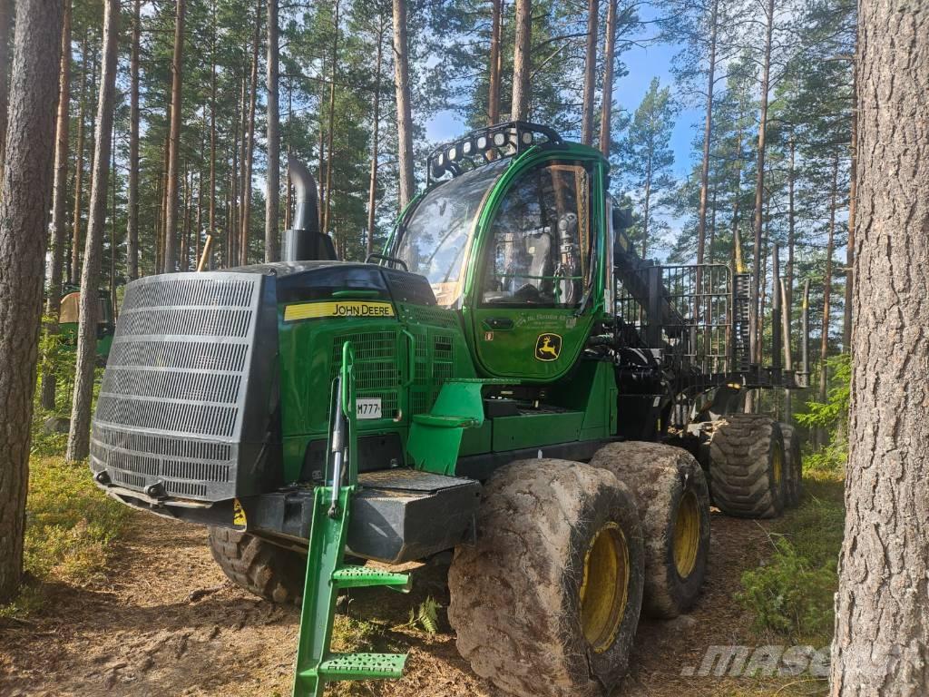 John Deere 1510G Forwarders