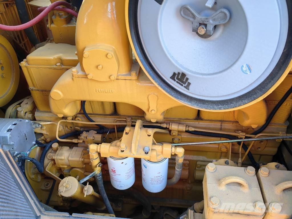 Shantui SD22 Rupsdozers