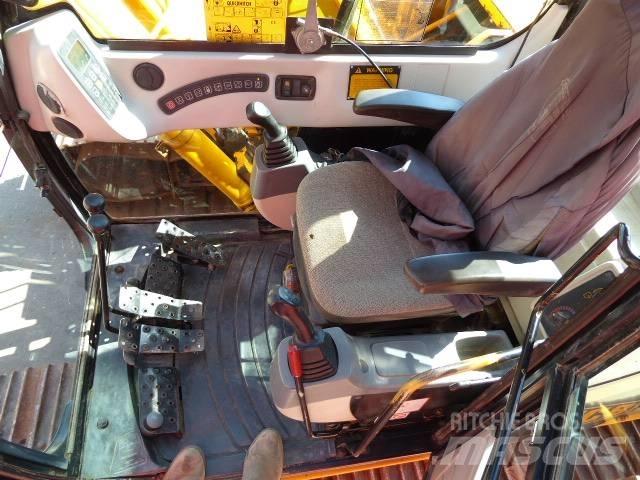 JCB JS 130 Rupsgraafmachines