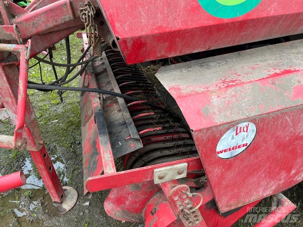 Welger RP220 Ronde-balenpersen