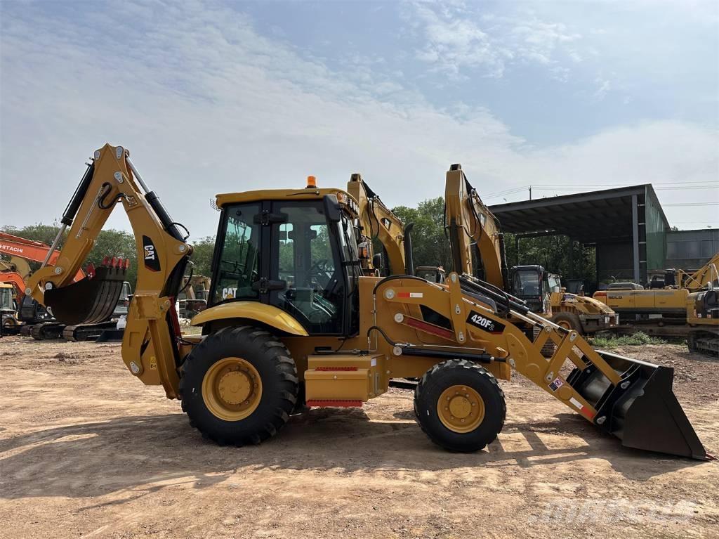 CAT 420 F2 Graaf-laadcombinaties