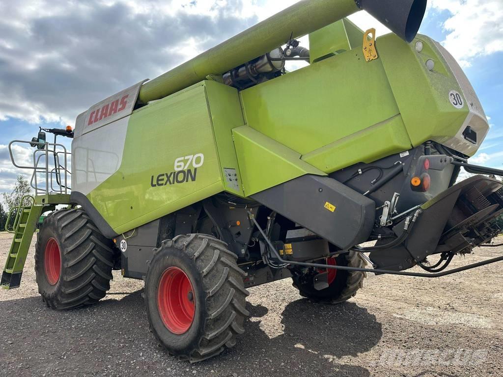 CLAAS Lexion 670 Maaidorsmachines