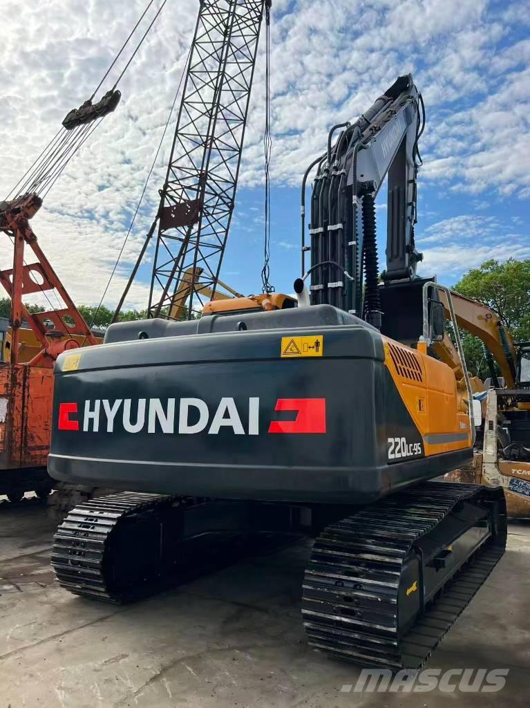 Hyundai R220LC-9S Midigraafmachines 7t - 12t