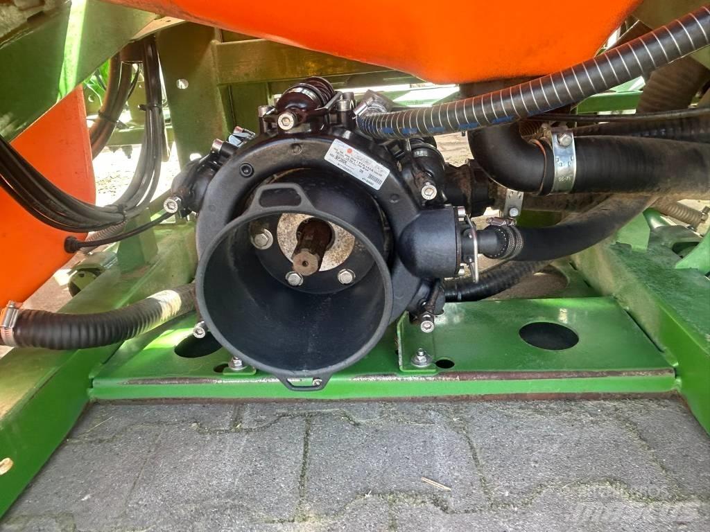 Amazone UF 1501 Getrokken spuitmachines