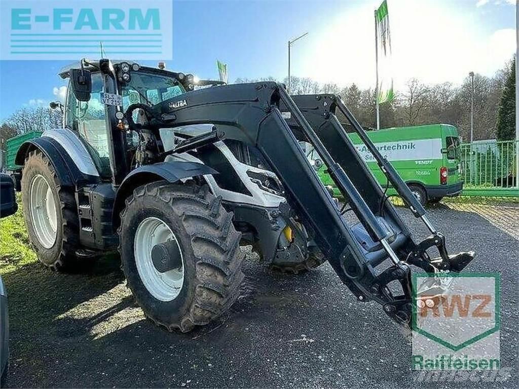 Valtra t215d Tractoren
