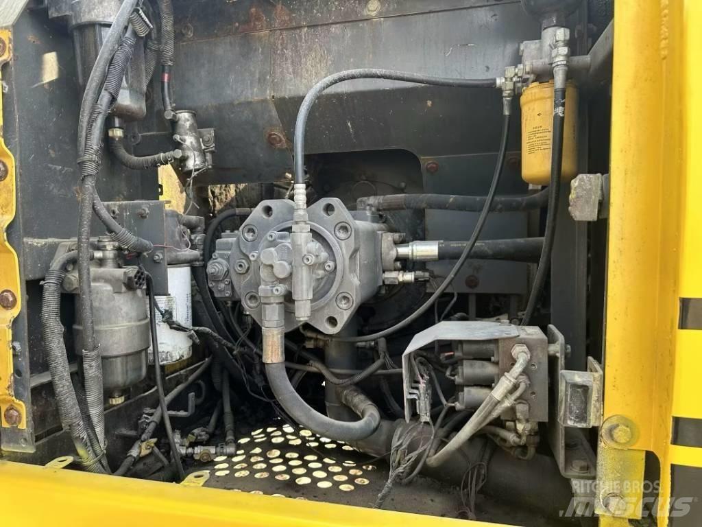 Sumitomo SH200-5 Rupsgraafmachines