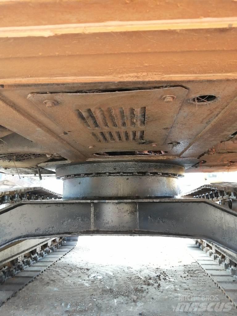 Hitachi EX 120 Rupsgraafmachines