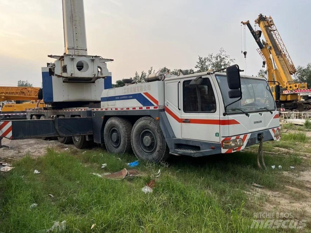 Zoomlion QAY220V Kranen voor alle terreinen