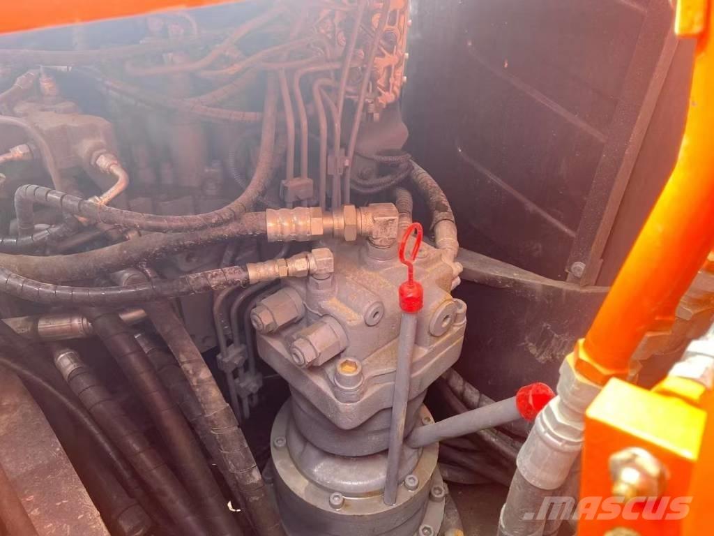 Hitachi 120 Rupsgraafmachines