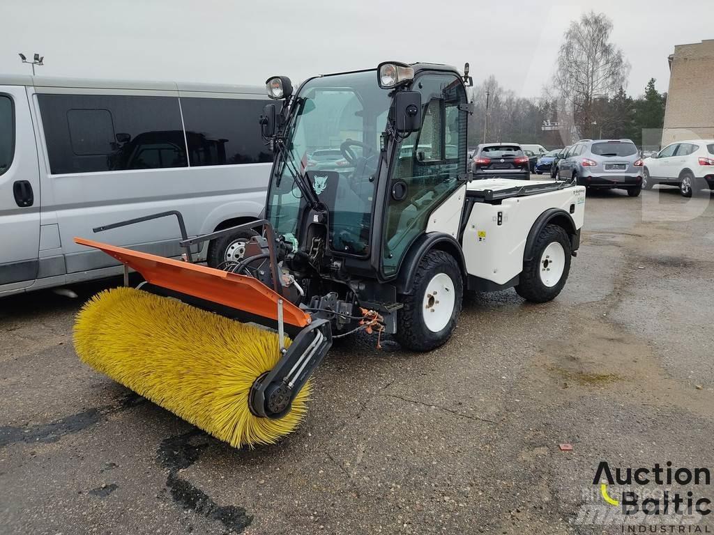 Multihog CX75 Veegmachines