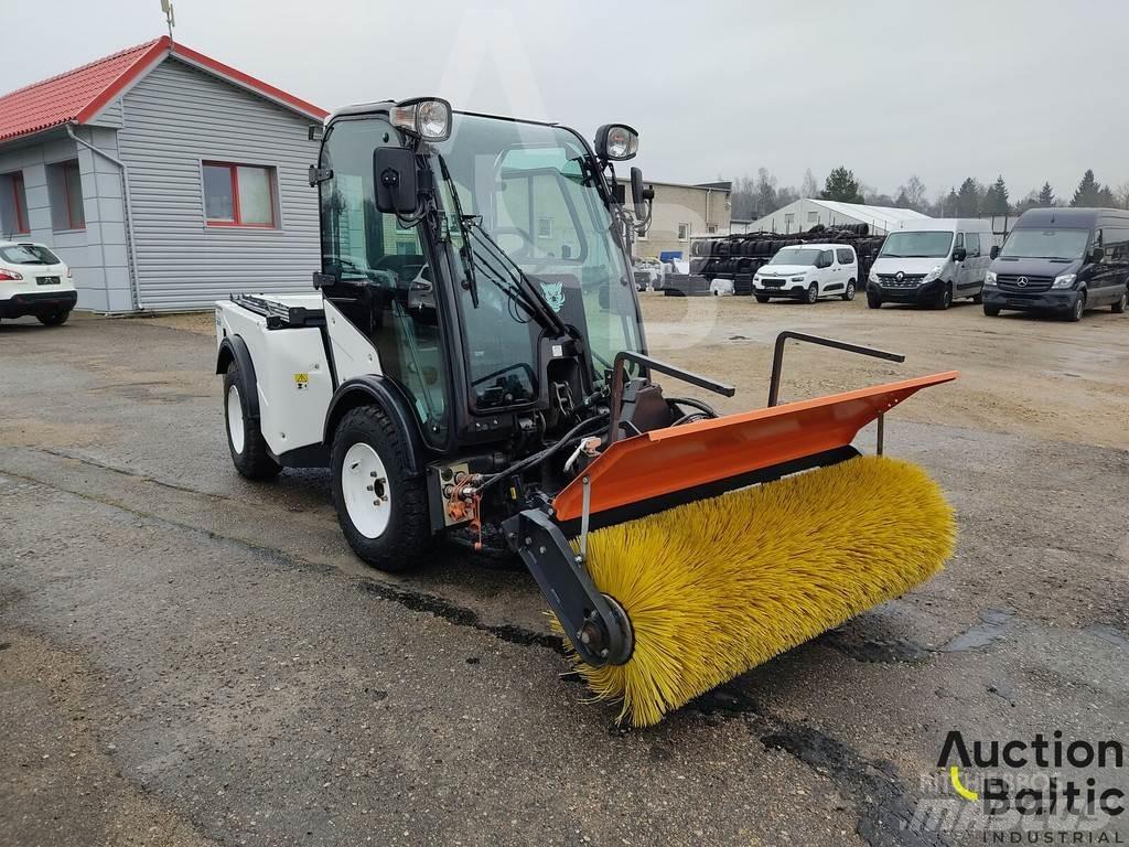 Multihog CX75 Veegmachines