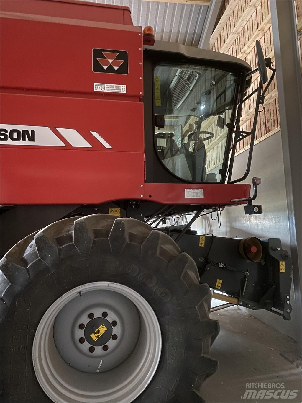 Massey Ferguson 7244 Maaidorsmachines