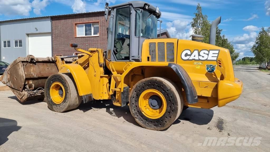 CASE 721 F Wielladers