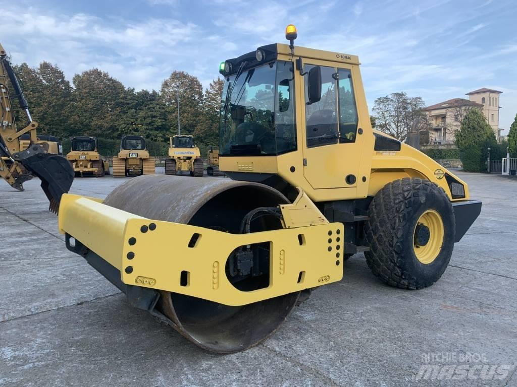 Bomag BW 213 D H-4 Trilrolwalsen