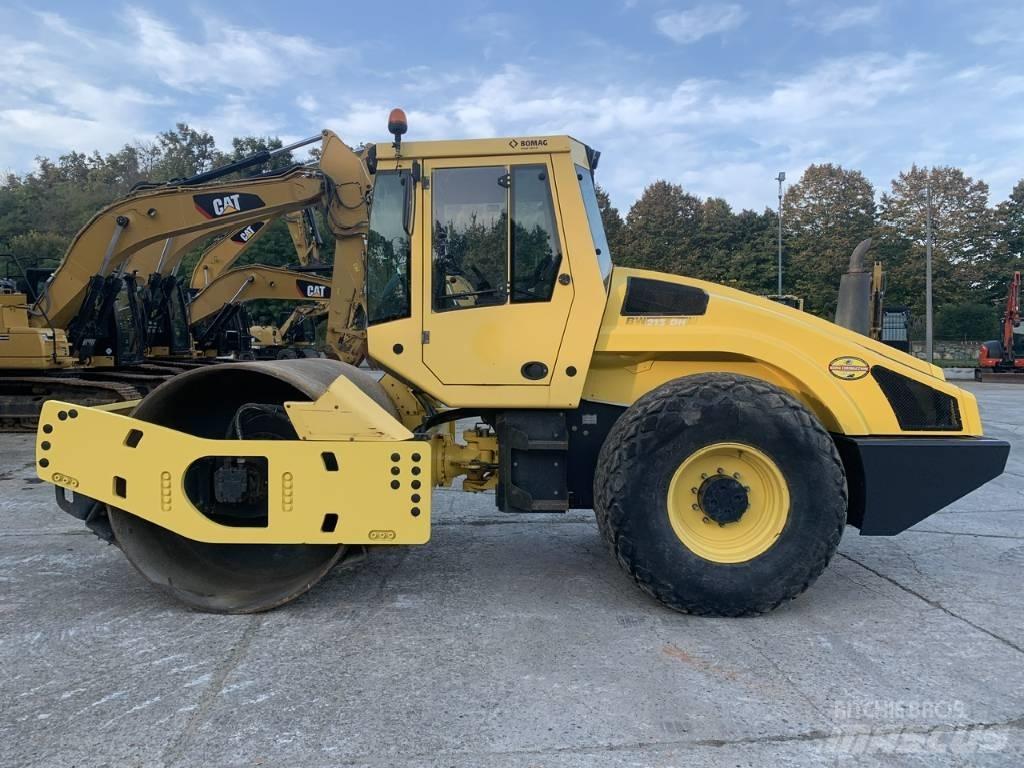 Bomag BW 213 D H-4 Trilrolwalsen