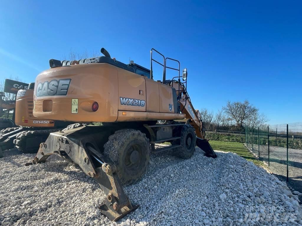 CASE WX218 Wielgraafmachines