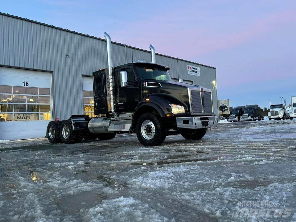 Kenworth T 880 Trekkers