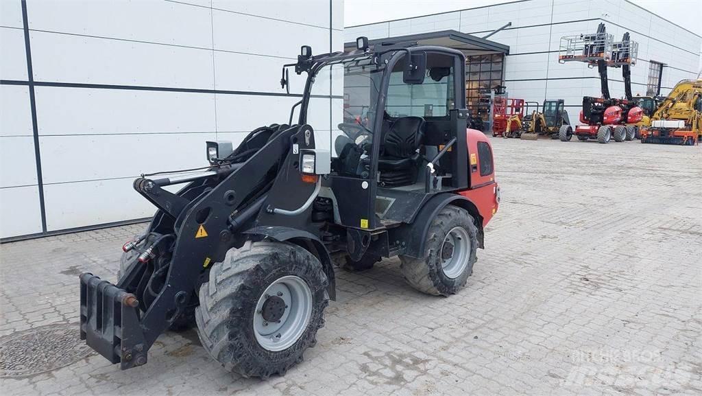 Weidemann 2070 Knik- en schrankladers