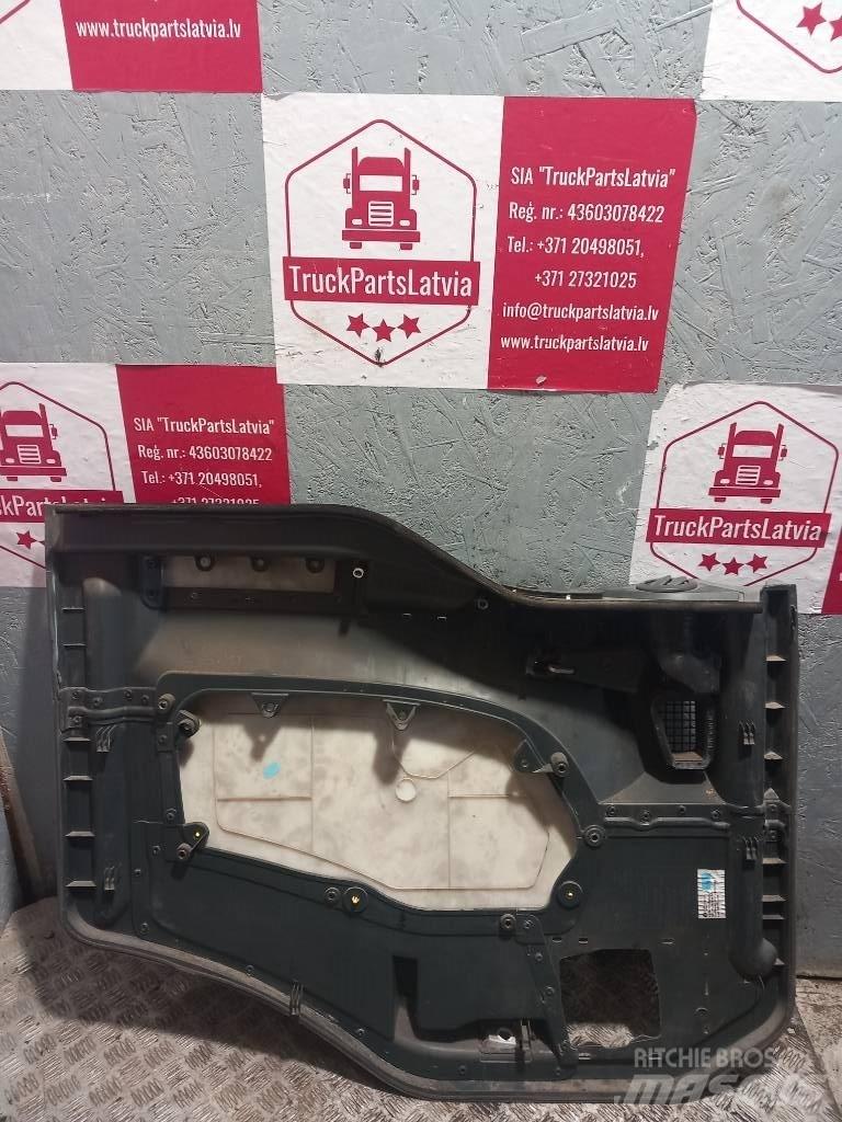MAN TGA   81626305146 Cabine en interieur