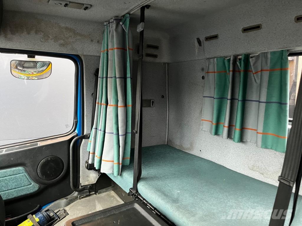 Volvo FM 12 420 Vrachtwagen met containersysteem