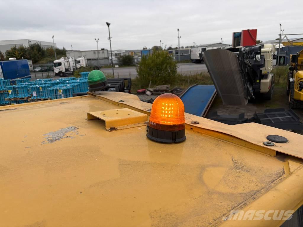 Komatsu HM300-3 Knik dumptrucks