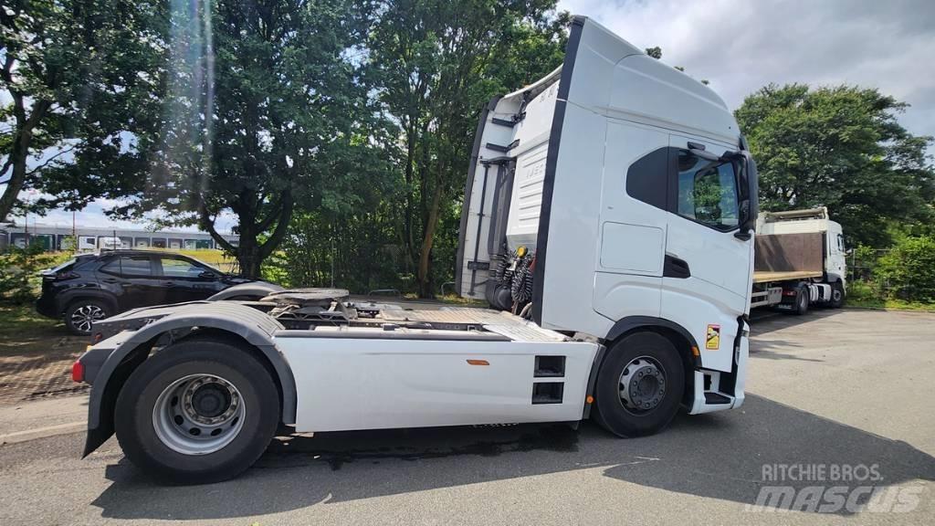 Iveco Saway 530 Trekkers