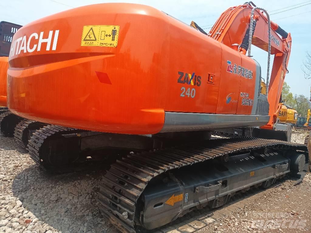 Hitachi ZX 240 Rupsgraafmachines