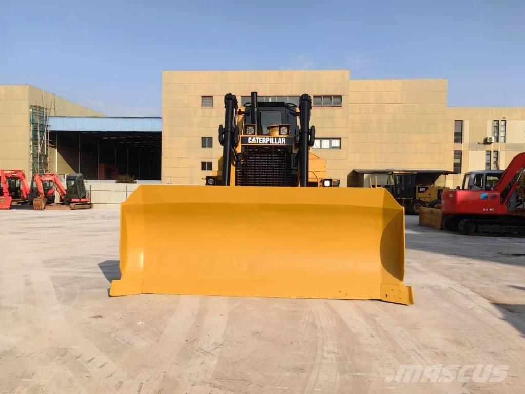 CAT D8R Rupsdozers