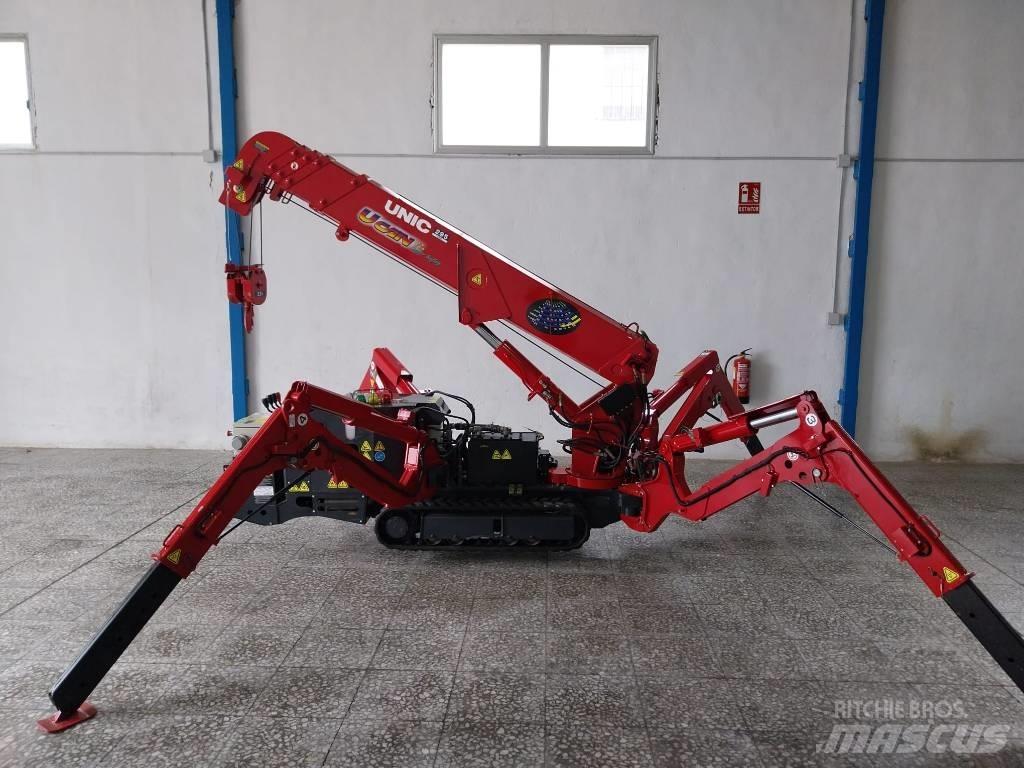 Unic URW 295 Mini hijskraan