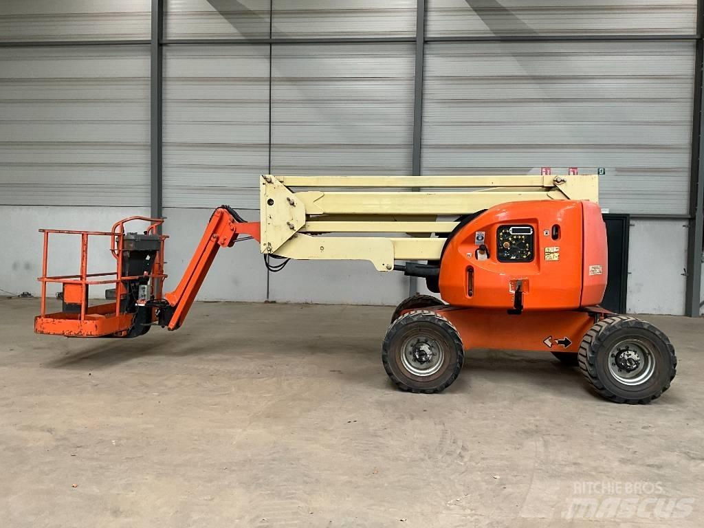 JLG 450 AJ Knikarmhoogwerkers