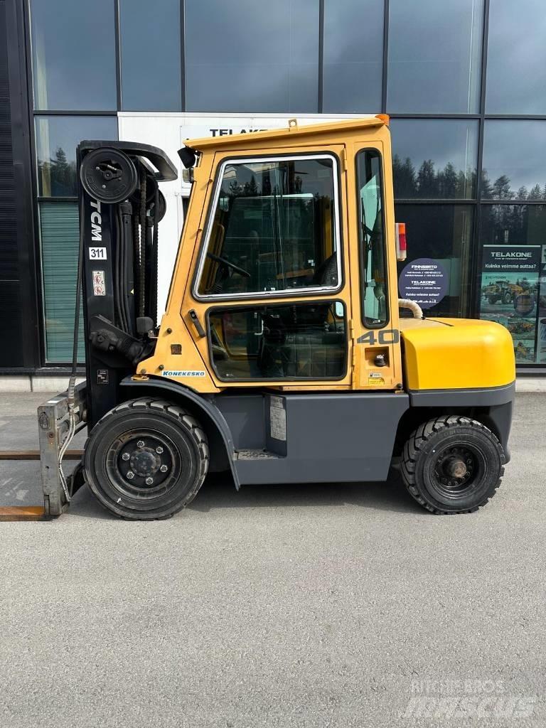 TCM FD40T8 Diesel heftrucks