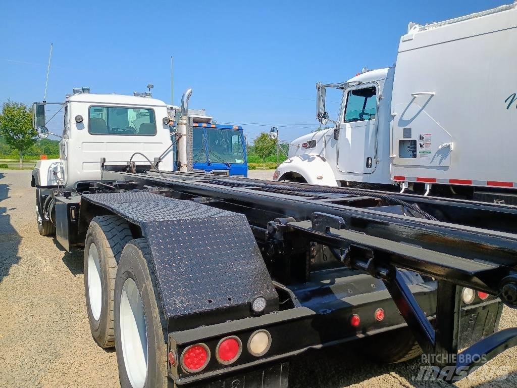 Mack RD 688 S Vuilniswagens