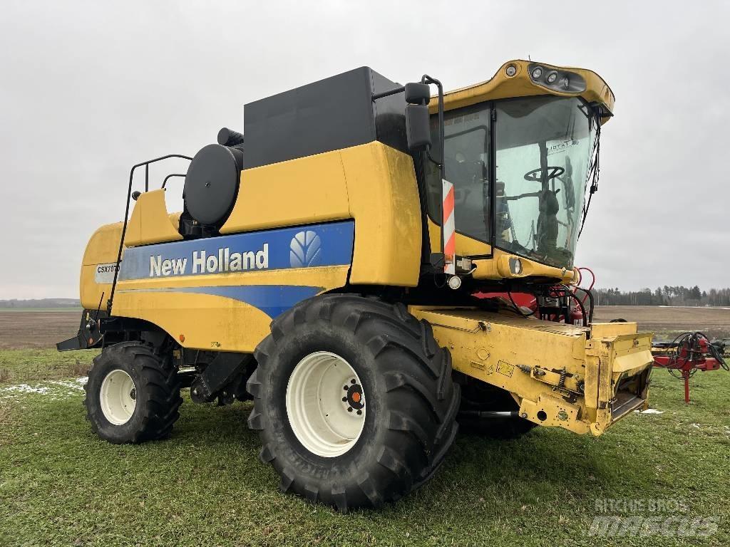 New Holland CSX 7070 Maaidorsmachines