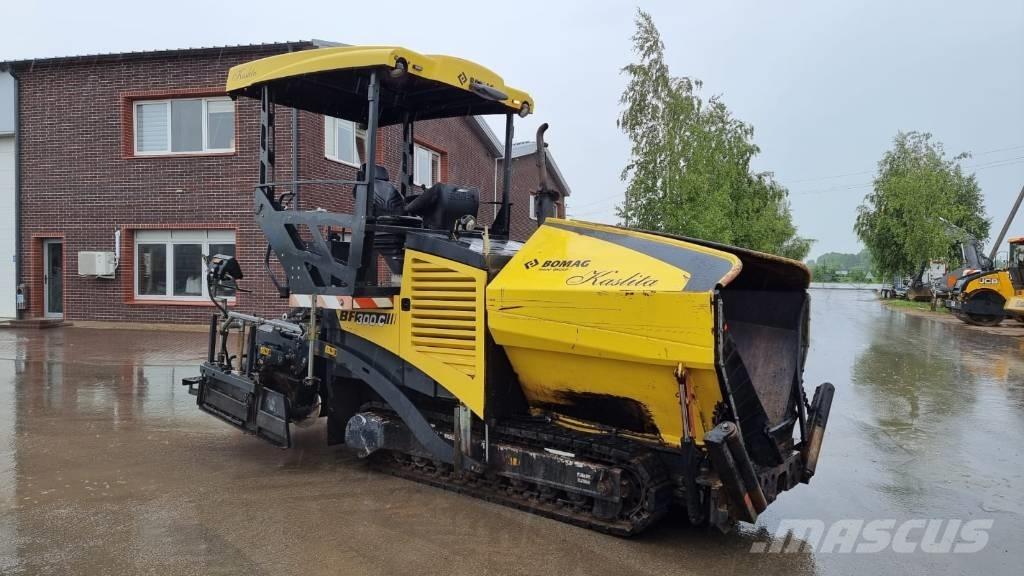 Bomag BF 300 Asfaltafwerkmachines