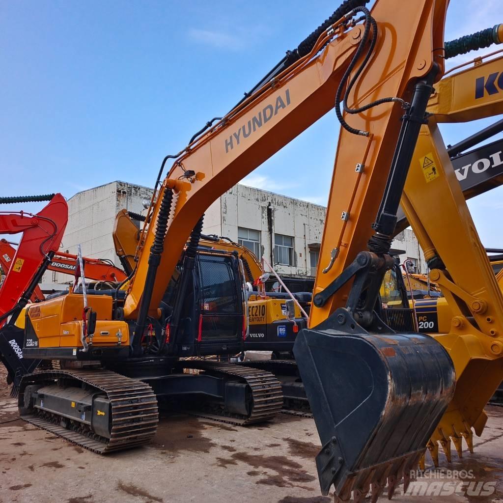 Hyundai 220lc-9s Rupsgraafmachines