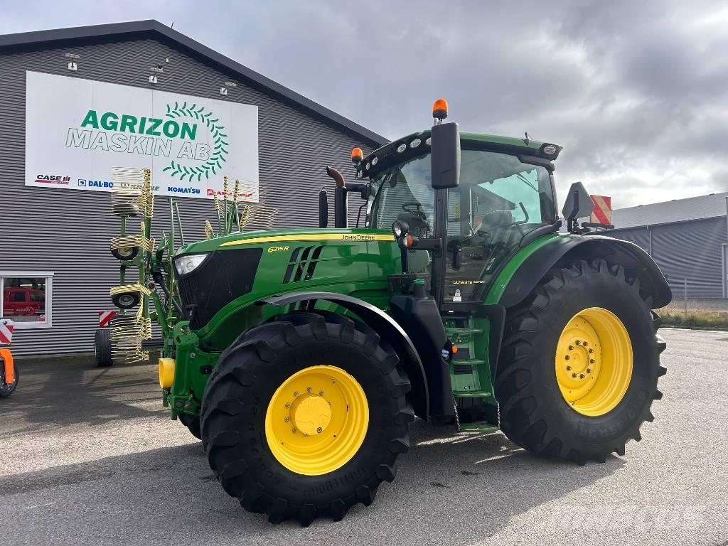 John Deere 6215 R Tractoren