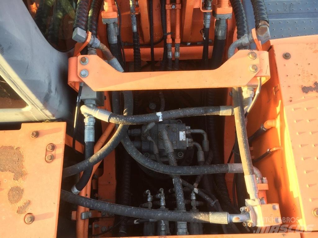 Doosan DX 255 LC Rupsgraafmachines