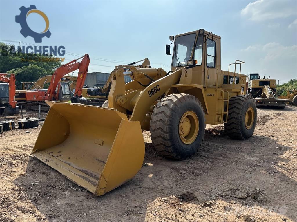 CAT 966C Wielladers