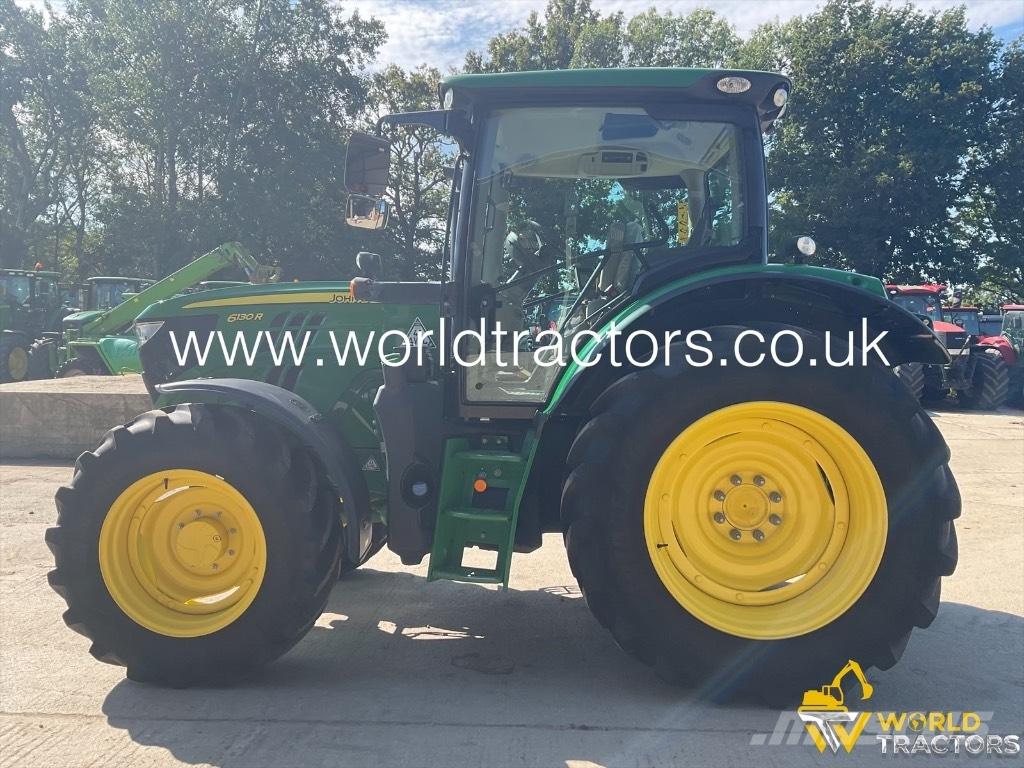 John Deere 6130 R Tractoren