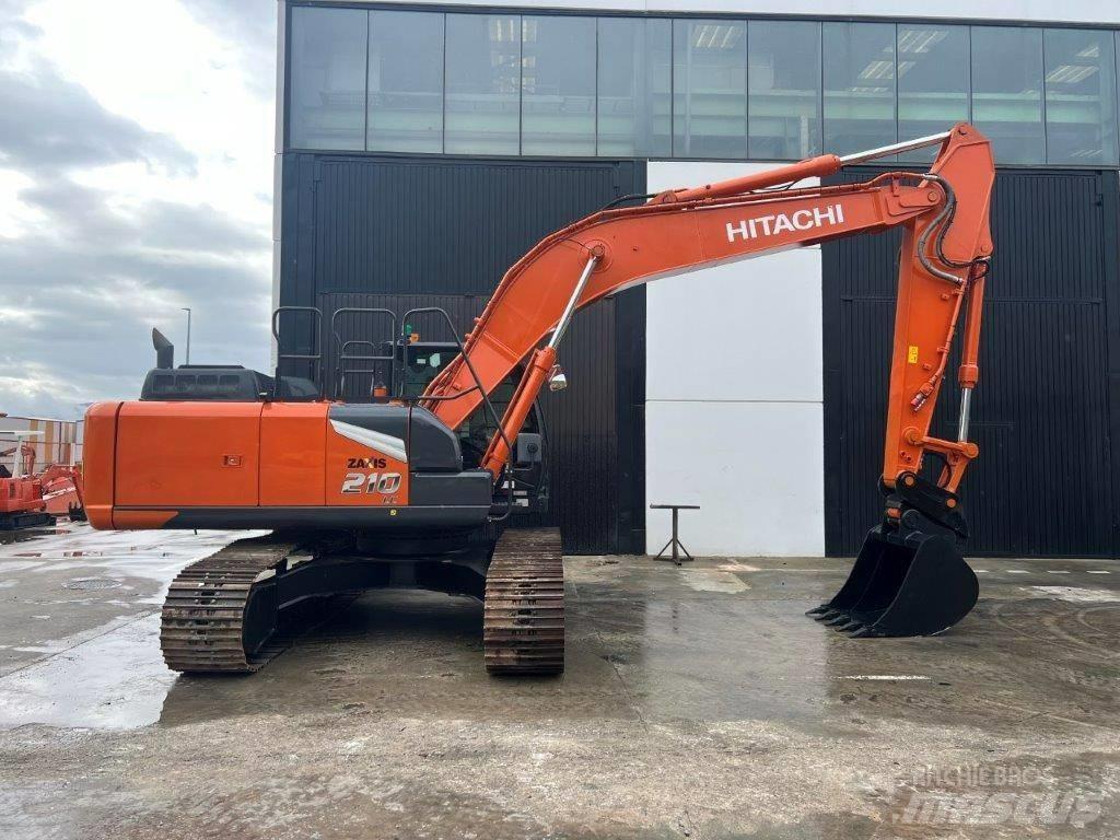 Hitachi ZX 210 LC Rupsgraafmachines