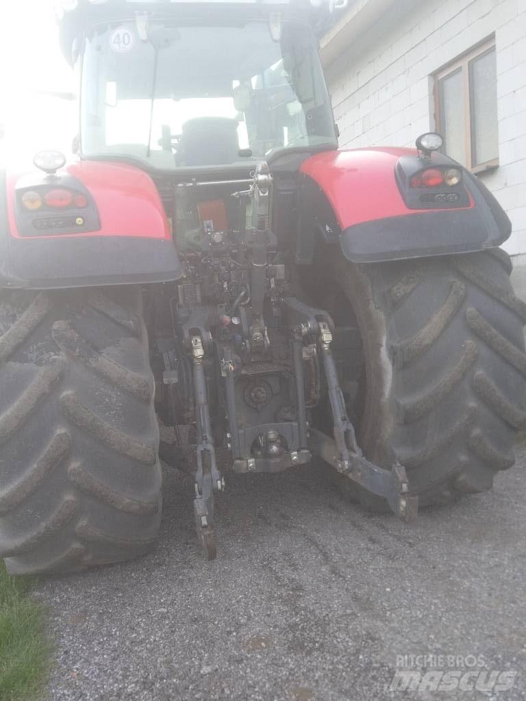Massey Ferguson 8737 Tractoren