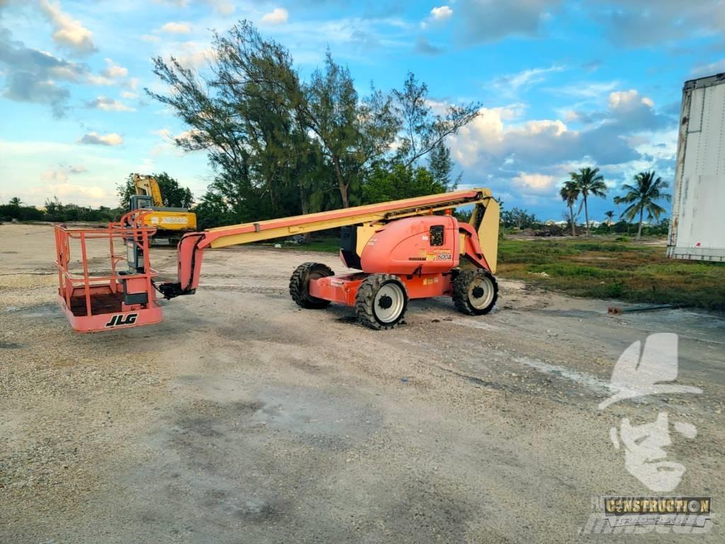 JLG 600 A Knikarmhoogwerkers
