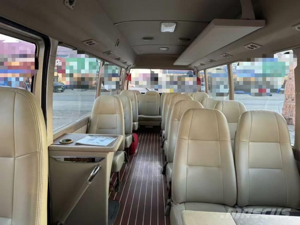 Toyota Coaster Intercitybussen