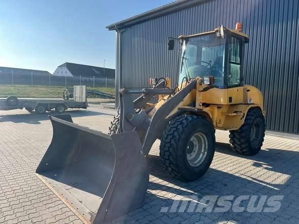 Volvo L 30 B Wielladers