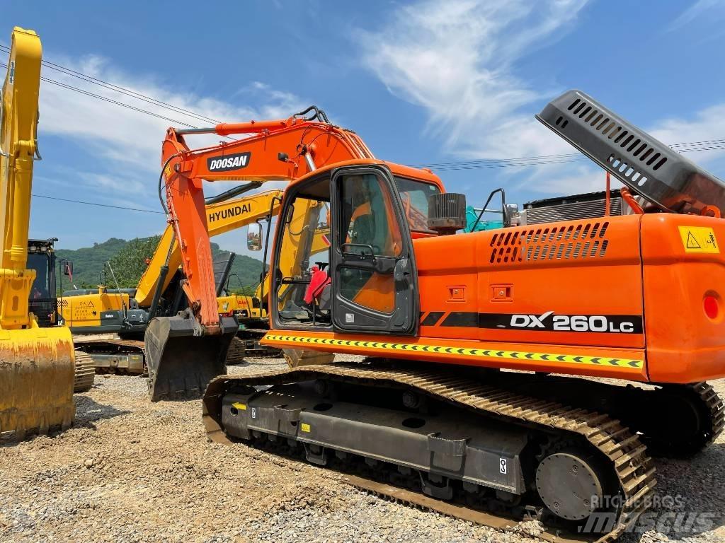 Doosan DX 260 Rupsgraafmachines