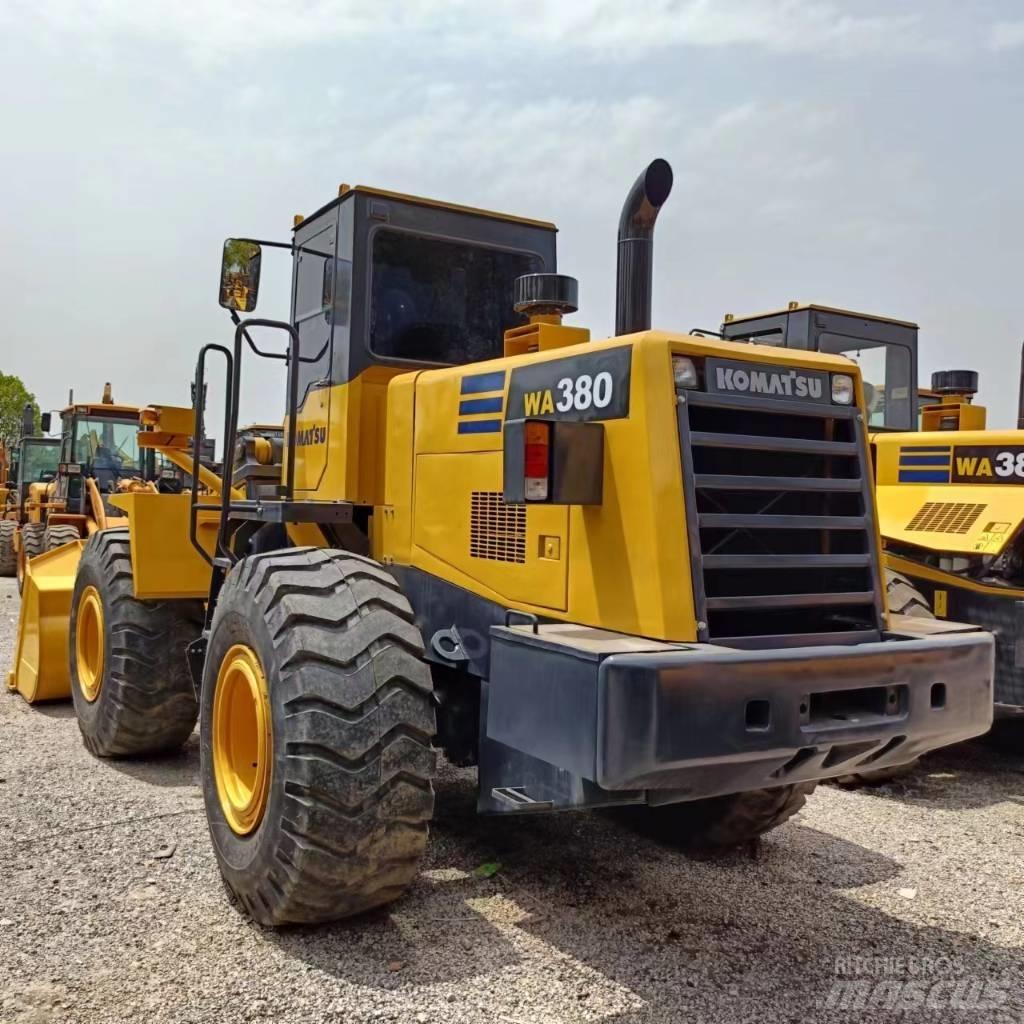 Komatsu WA 380 Wielladers