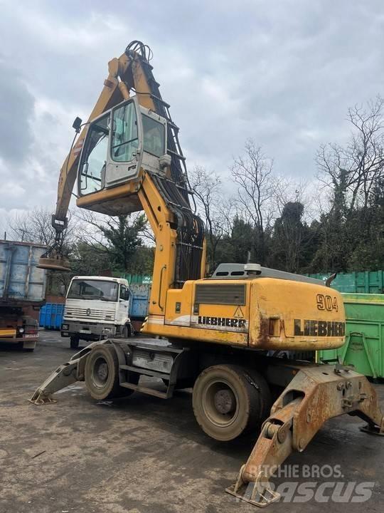 Liebherr A 904 C Wielgraafmachines